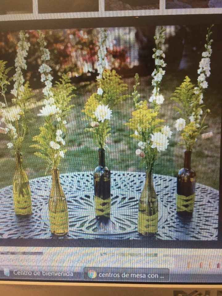 Botellas con flores