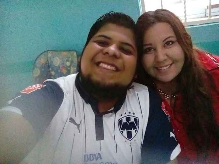 Sube una foto con tu pareja - 1