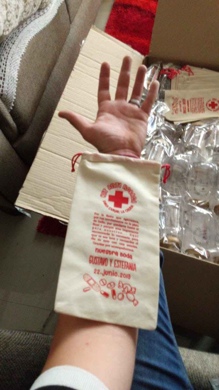 Quedamos un poco impactados por el tamaño de los costales anticruda xD