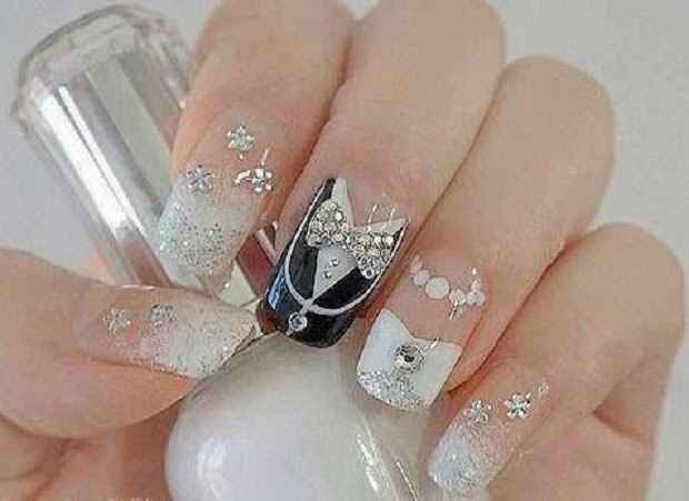 uñas....