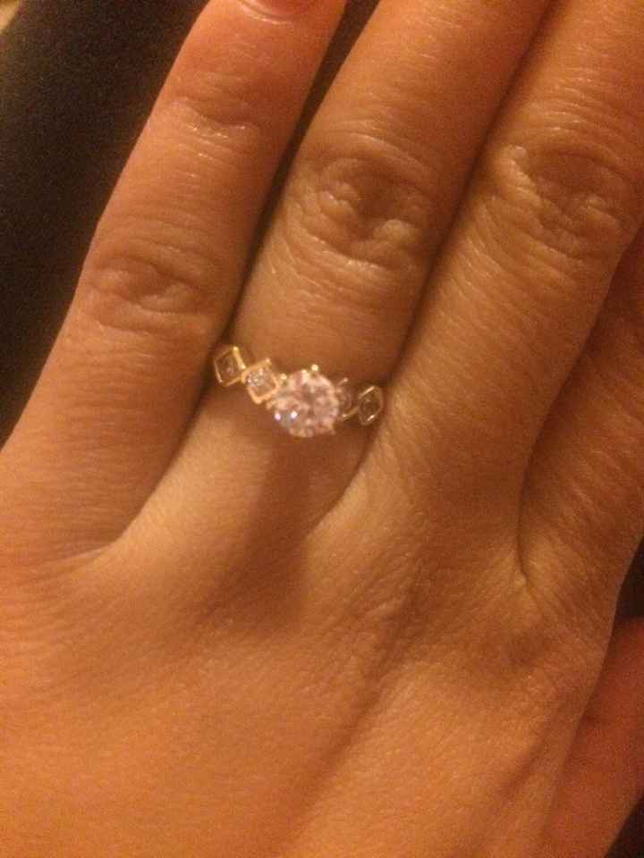  Se le cayeron dos piedras a mi anillo de compromiso! 😩😭 - 3