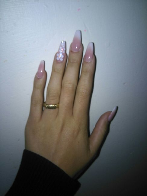 Uñas listas a 3 días !!! 2