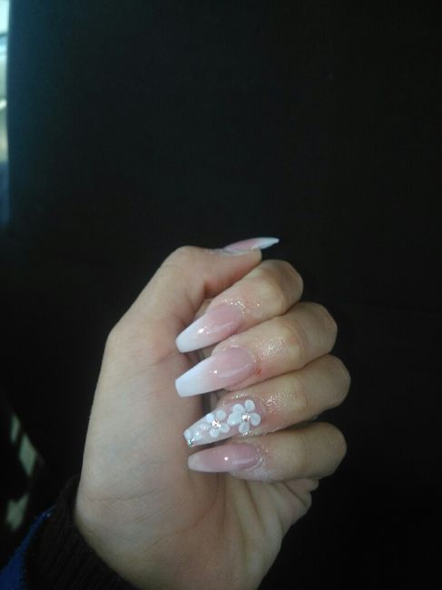 Uñas listas a 3 días !!! 4