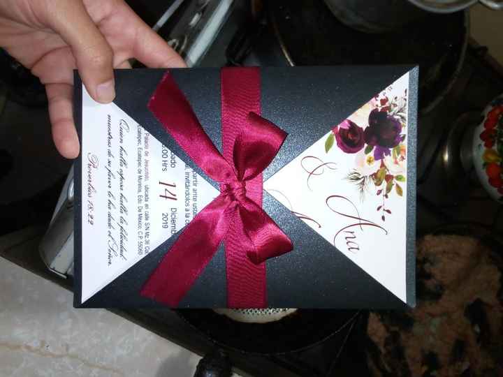 Invitaciones casi listas para entregar. - 1