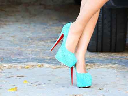 Mis zapatillas me enamore y las de ustedes como son? - 1