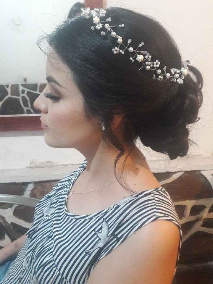 Sombra aquí sombra allá maquillate 🎶 - 1