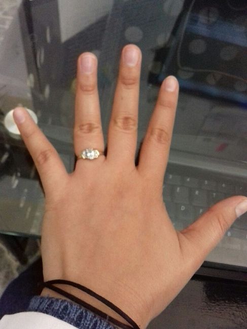 Compartan su anillo de compromiso ? - 1