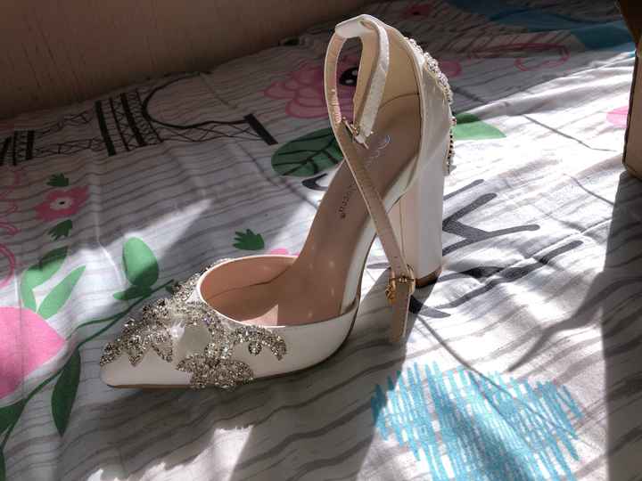 Ya llegaron mis zapatillaaasss😍😍😍 - 1