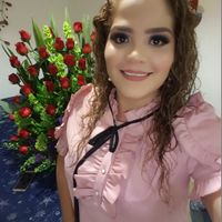 el arreglo floral que me envio Ulises el día de la cena de compromiso con nuestras familias!!!