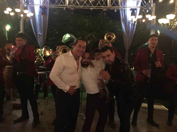 En el evento o en la tornaboda - 1