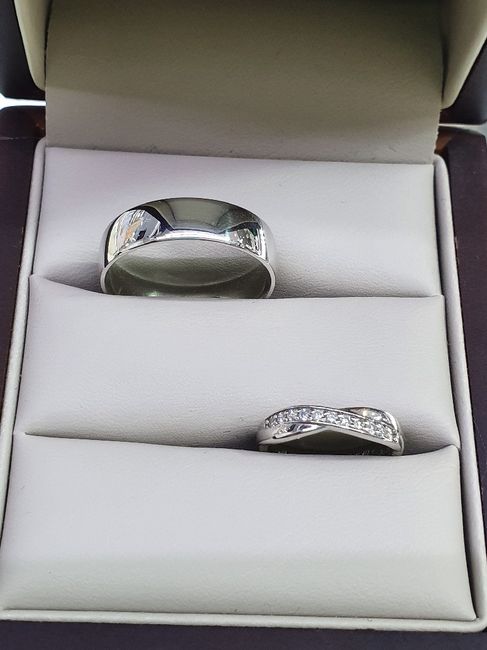 Argollas lisas o con diamantes ? 3