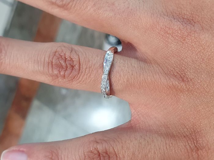 Argollas lisas o con diamantes ? 4