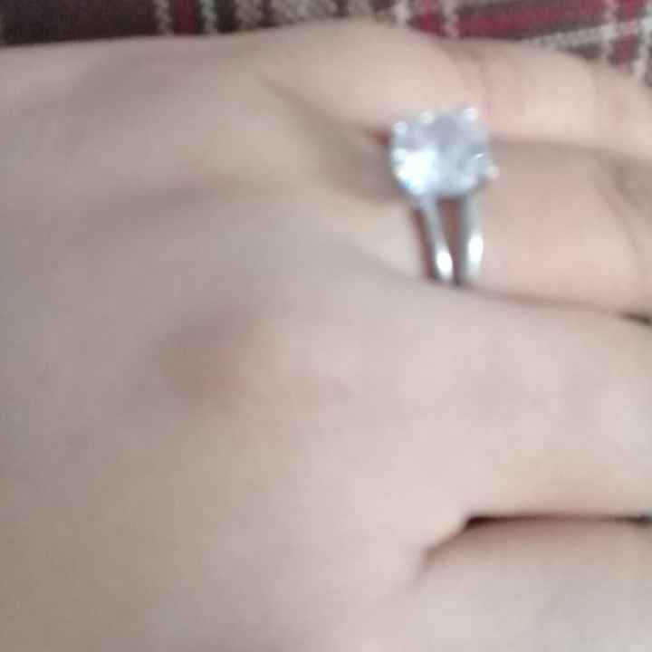 Les gustó su anillo de compromiso? - 1