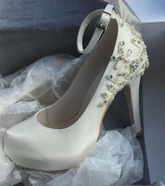 Mis zapatos para la boda - 1