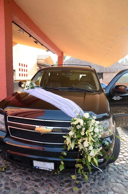 El carro que me llevo a la iglesia