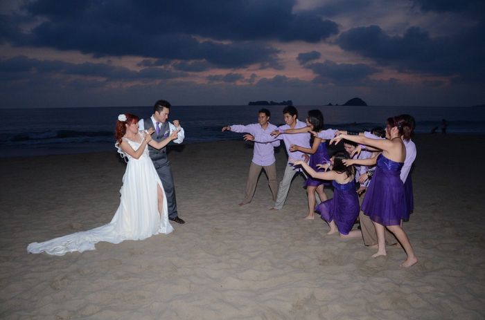 Pose con las damas y damos de honor