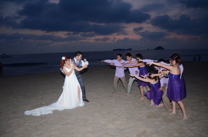 Pose con las damas y damos de honor