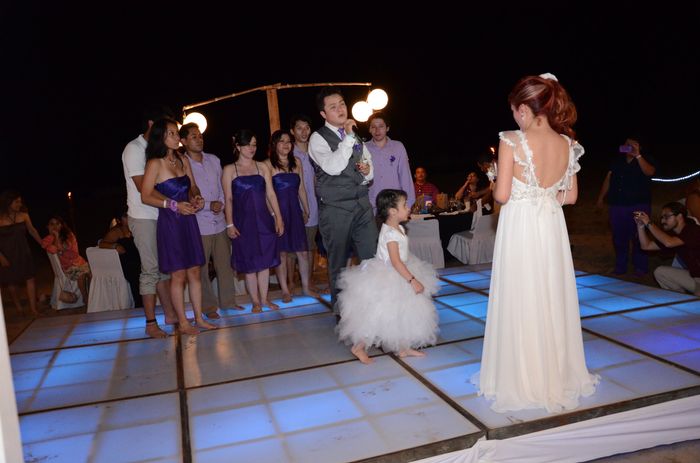 Mi esposo cantándome de sorpresa