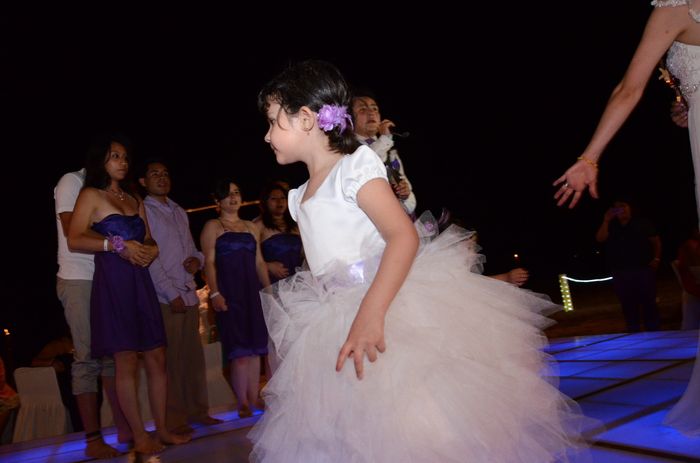 Mi esposo cantándome de sorpresa