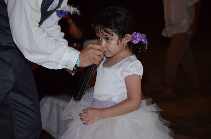 Mi esposo cantándome de sorpresa