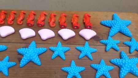 Conchitas de yeso pintadas