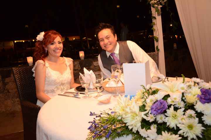 Los novios ya sentados
