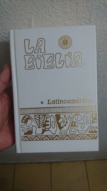La Sagrada Biblia