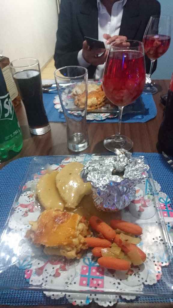 Platillo con Bebidas