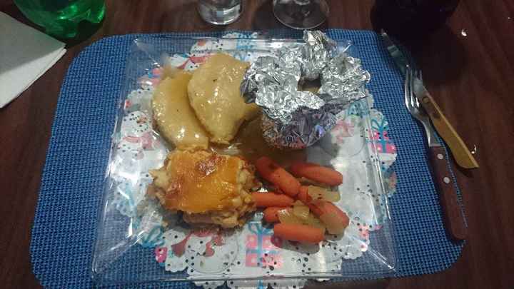Lomo a la naranja con guarniciones y Lasagna