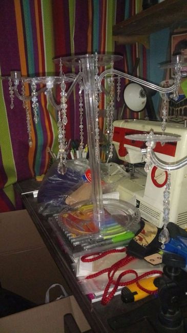 Centro de mesa con cristales colgantes