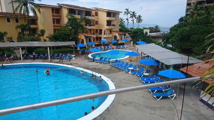 Alberca Familiar y chapoteadero