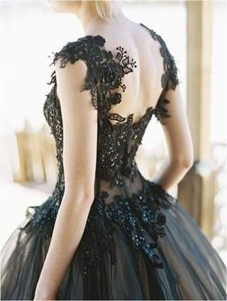 Vestido negro para boda, te animas? - 5