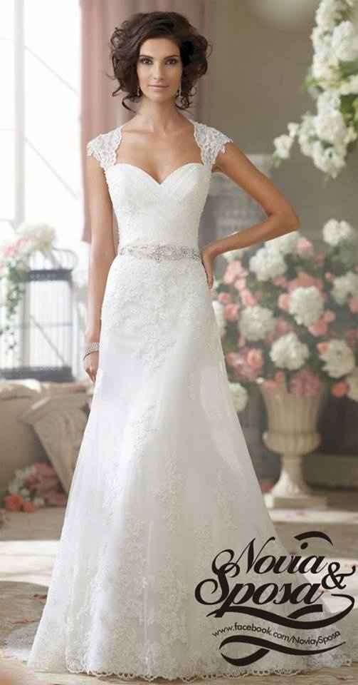 Mi vestido con cinturon de color o conturon de brillutos, help me!! - 1