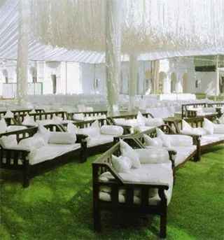 Boda black & white?  - 1
