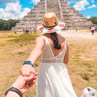 📸 Publica una foto mostrando su anillo de compromiso o alianza de boda - 1