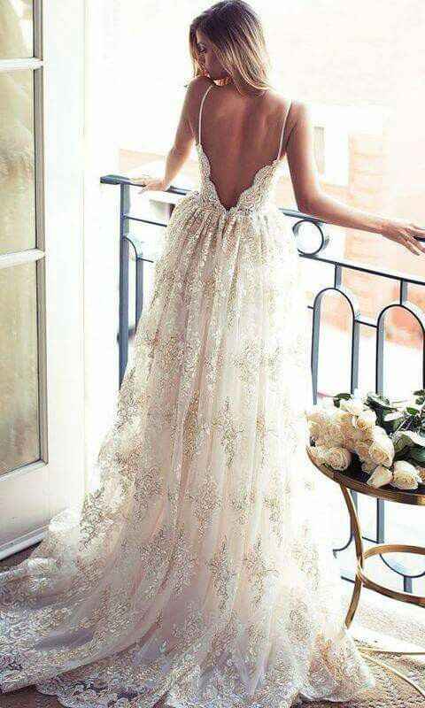  Vestidos con aplicaciones - 12