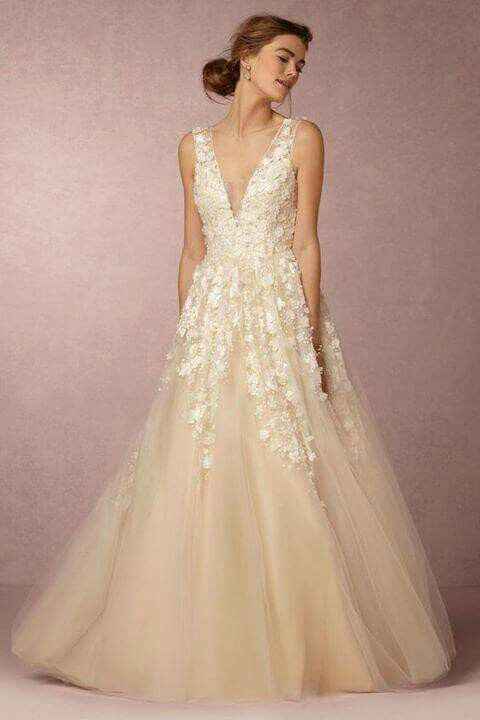  Vestidos con aplicaciones - 17