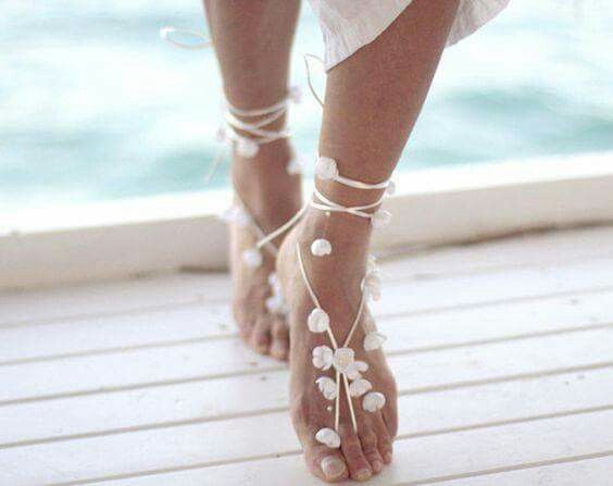 Sandalias-pulseras para bodas en playa.. - 17