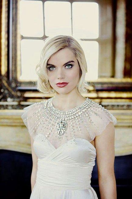 Ideas para vestidos con escote para la Iglesia - 2