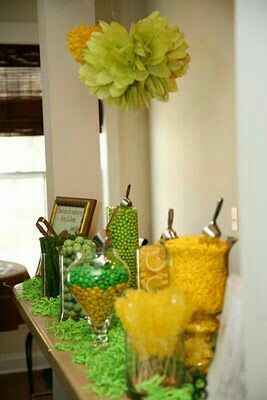 Mesa de dulces verde manzana con amarillo!!! - 1