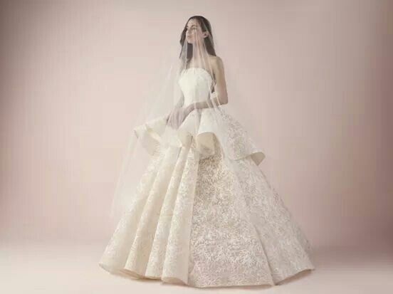 Colección de vestidos de novia 2018, del diseñador libanés saiid kobeisy. - 7