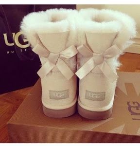 UGGS 4