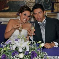 Brindando por nuestra felicidad  