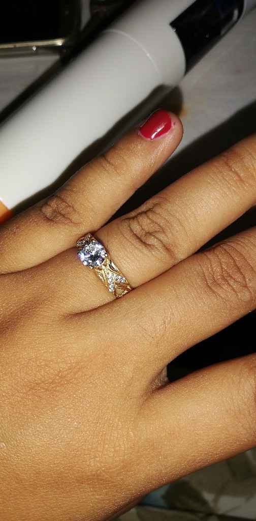 Lince Nupcial: Anillo de compromiso - 1