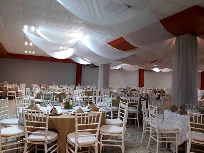 y así quedó el salón - 3
