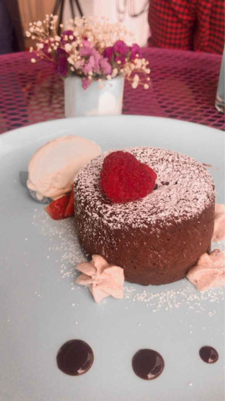 📷Publica una foto de algo que tú y tu amor hayan comido juntos en una ocasión especial - 1