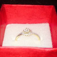 Catálogo de anillos de compromiso de Bodas.com - 1