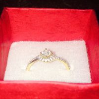 Catálogo de anillos de compromiso de Bodas.com - 2