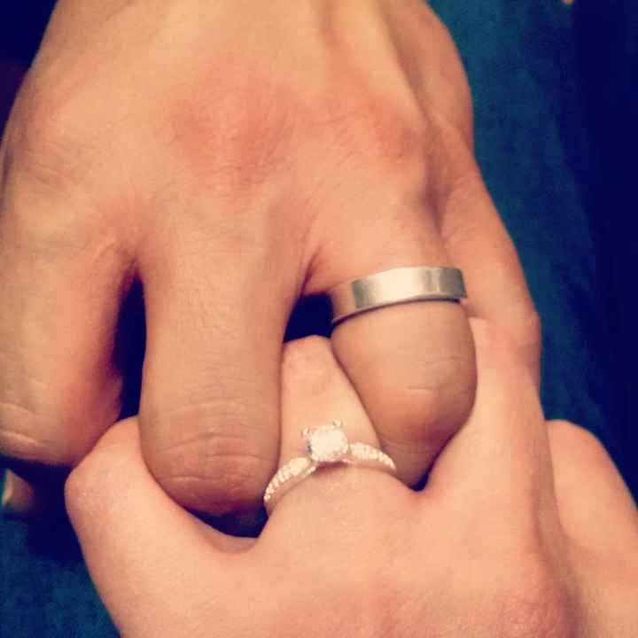 Catálogo de anillos de compromiso de Bodas.com - 1