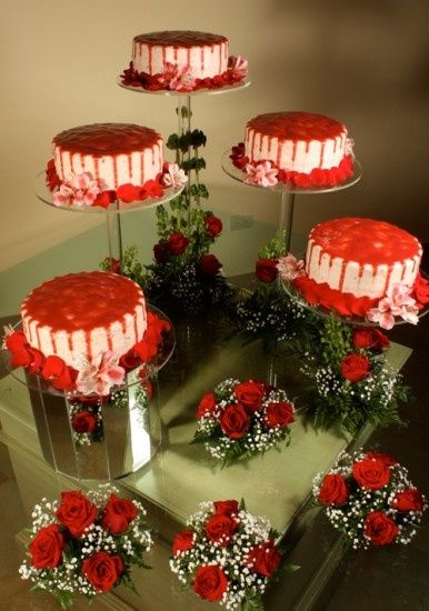 Pastel decoración rojo 